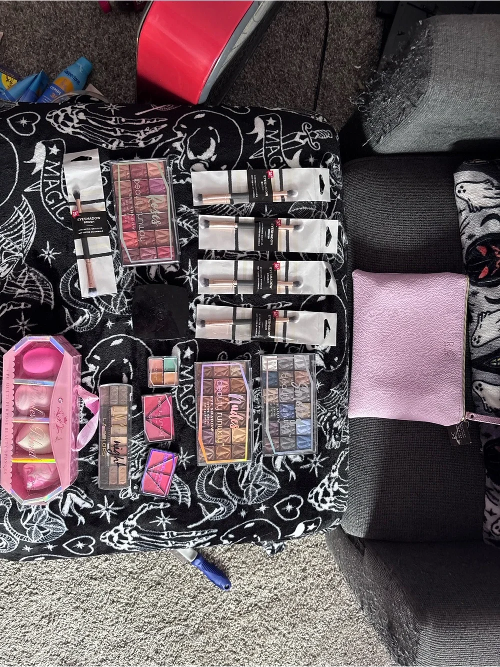 Pink Cosmetic Makeup Bag Organizer - Stylish Travel Pouch with makeup